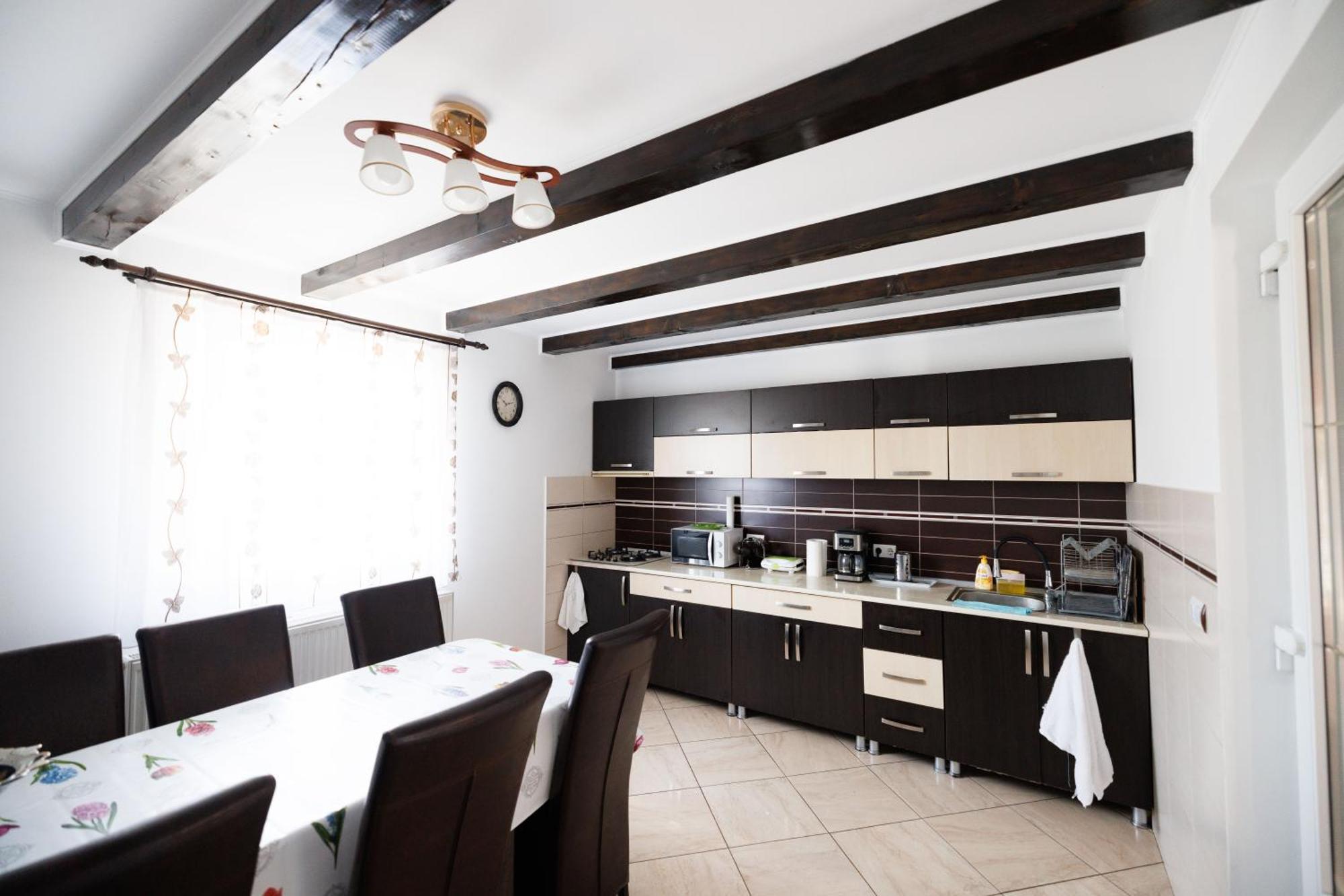 Vila Adr Petresti Ngoại thất bức ảnh